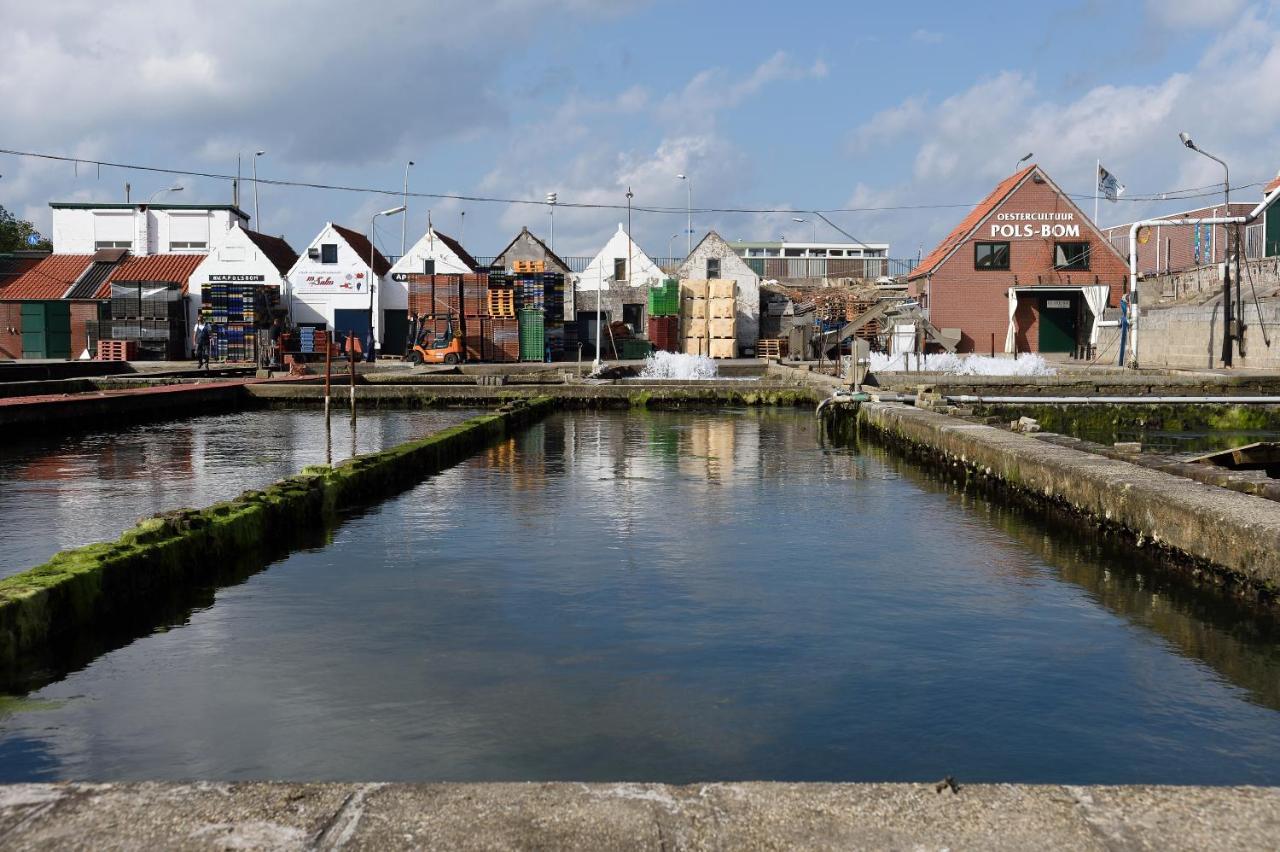 Vakantiewoning in villapark de oesterbaai Wemeldinge Buitenkant foto