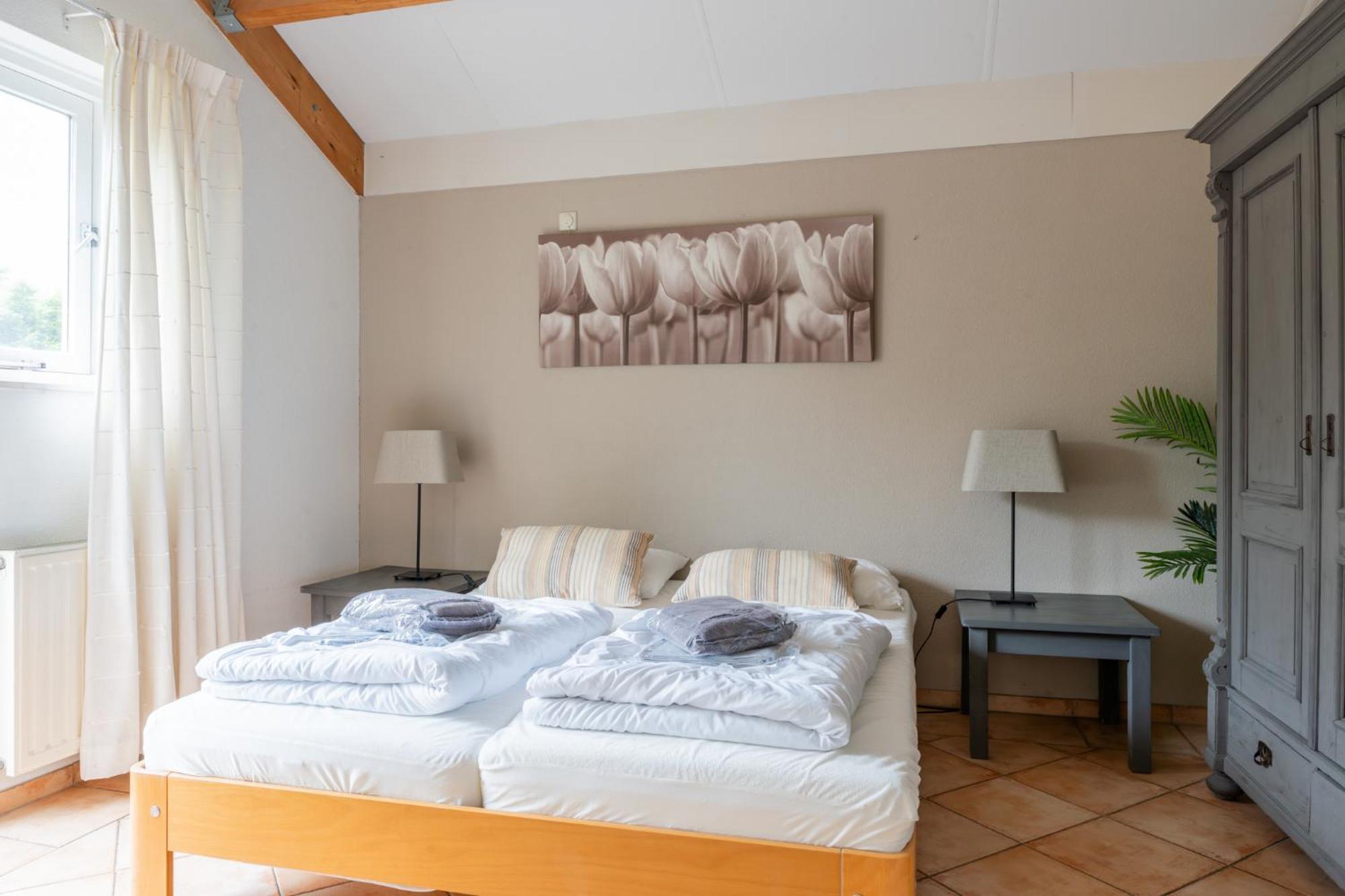 Vakantiewoning in villapark de oesterbaai Wemeldinge Buitenkant foto