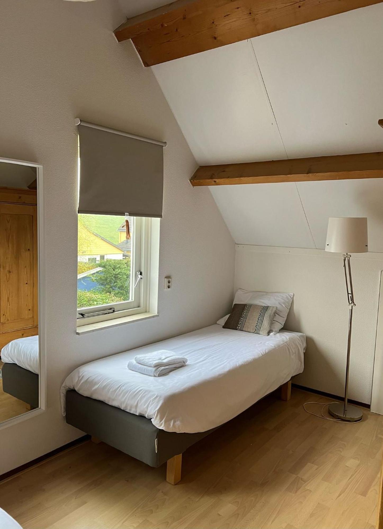 Vakantiewoning in villapark de oesterbaai Wemeldinge Buitenkant foto