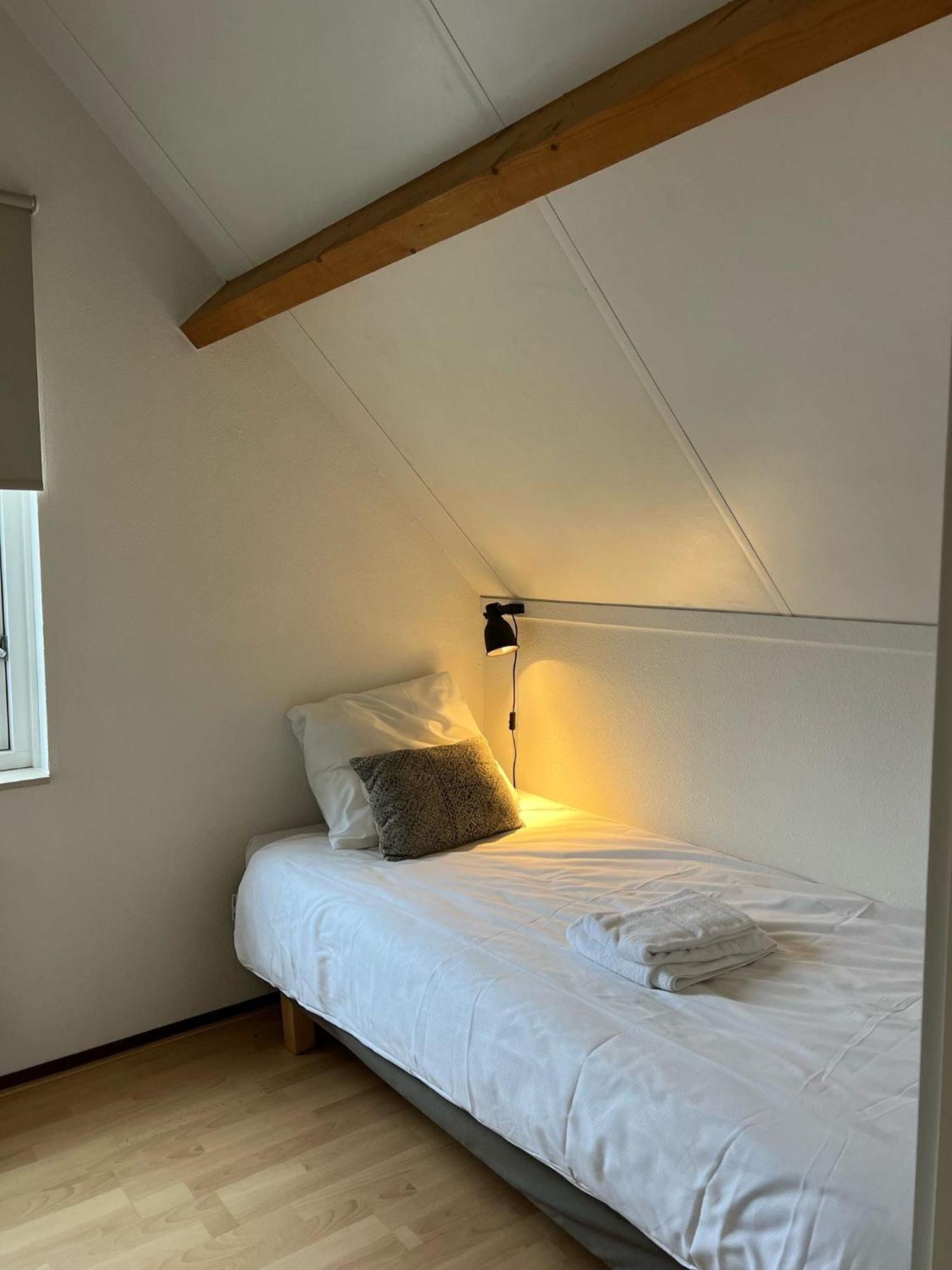 Vakantiewoning in villapark de oesterbaai Wemeldinge Buitenkant foto